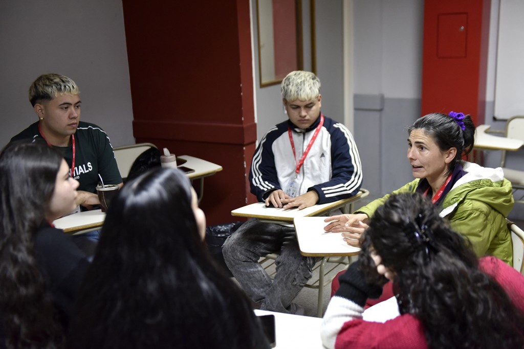 En el CUT, el Municipio de Tigre acompañó una jornada educativa destinada a jóvenes de escuelas públicas y organizaciones sociales  