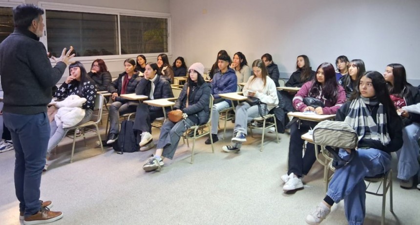 Durante las vacaciones de invierno, el Municipio continúa realizando cursos de orientación vocacional en el Centro Universitario Tigre