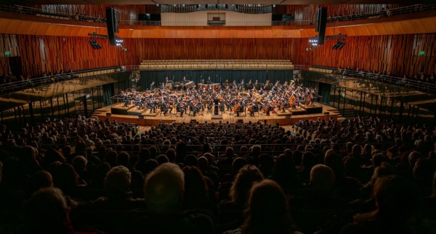 Alex Nante y Franz Liszt, por la Orquesta Sinf&oacute;nica y el Coro Polif&oacute;nico Nacional