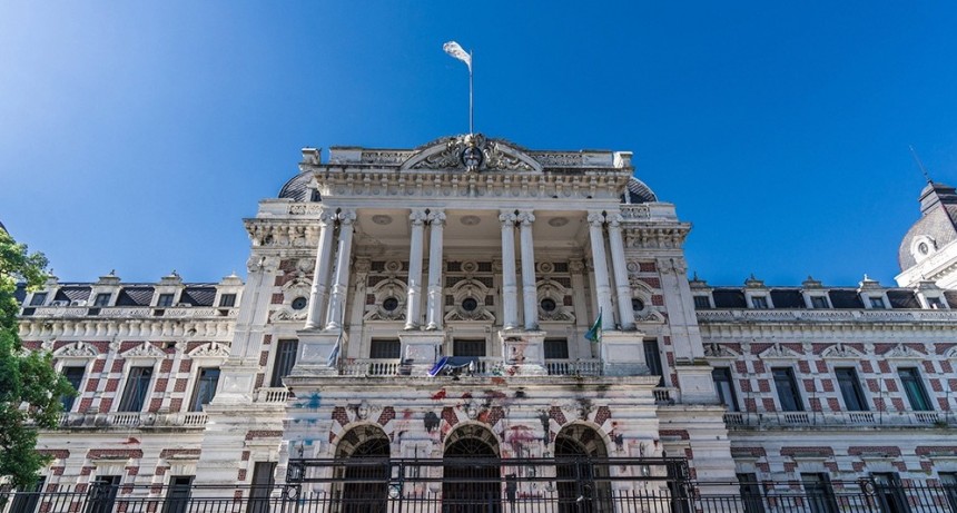 El Gobierno bonaerense y los sindicatos estatales se reúnen en paritarias