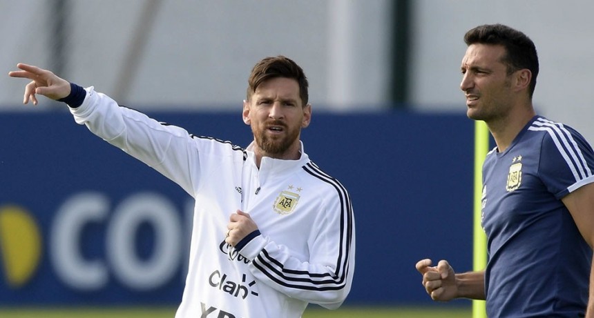 Con Messi y la vuelta de Dybala, Scaloni dio la lista para la triple fecha