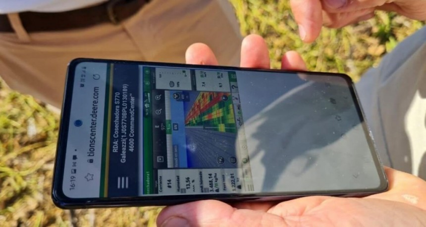 Las agtech ya tienen una adhesión casi total en el campo: el problema es la conectividad