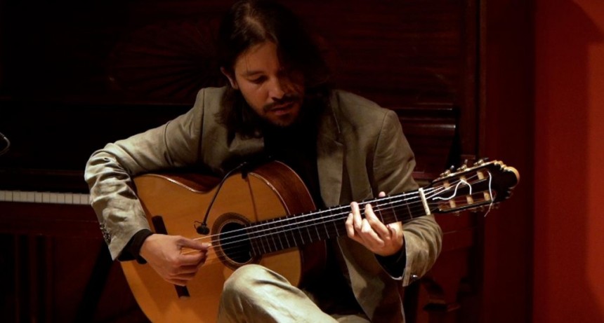 Fabián Cardozo estrenó “Solo Juan” en una apoteosis de cuerdas