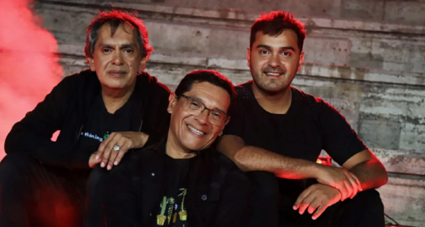 Nocheros inagura la gira de 25 años de “Signos” con entradas agotadas