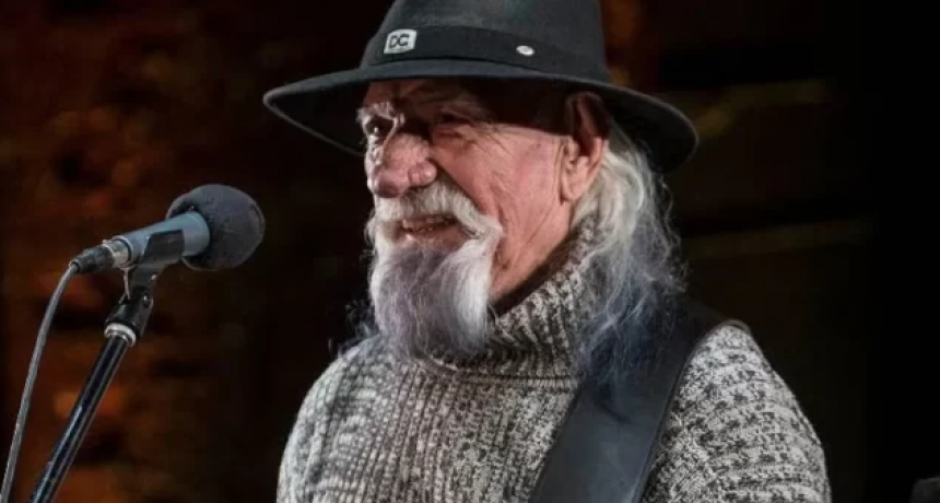 Willy Quiroga se retira de los escenarios