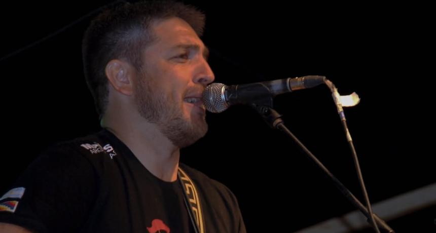 Javi Ferreira presentó dos nuevos videoclips en plataformas digitales