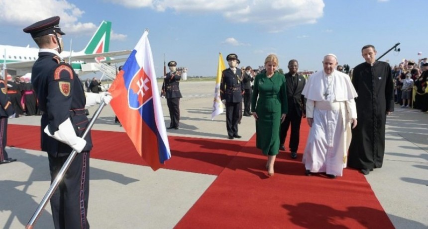 Desde Eslovaquia, Francisco pidió que los países europeos no se aíslen en la pospandemia