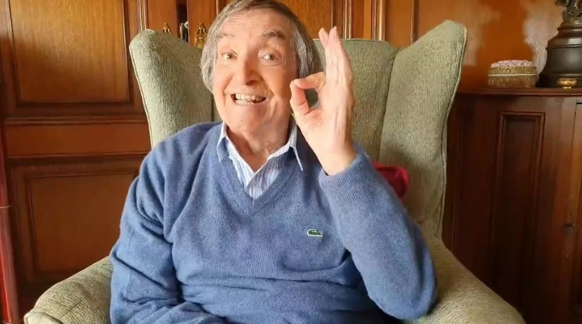 Murió Carlitos Balá a los 97 años, el ídolo que era feliz haciendo reír a los chicos