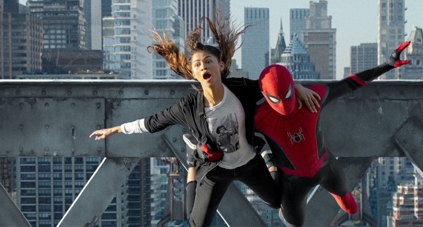 Sin grandes estrenos, El Hombre Araña regresa y domina una magra taquilla