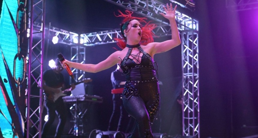 Lali pone a la venta las entradas para su fecha en el Estadio de Vélez