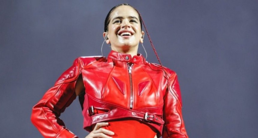 Rosalía celebra sus 30 años en medio de la exitosa gira con “Motomami”