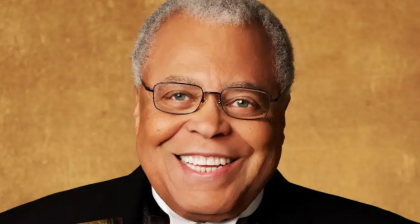 Murió James Earl Jones, respetado actor que dio voz al icónico Darth Vader de Star Wars y a Mufasa en The Lion King, a los 93 años