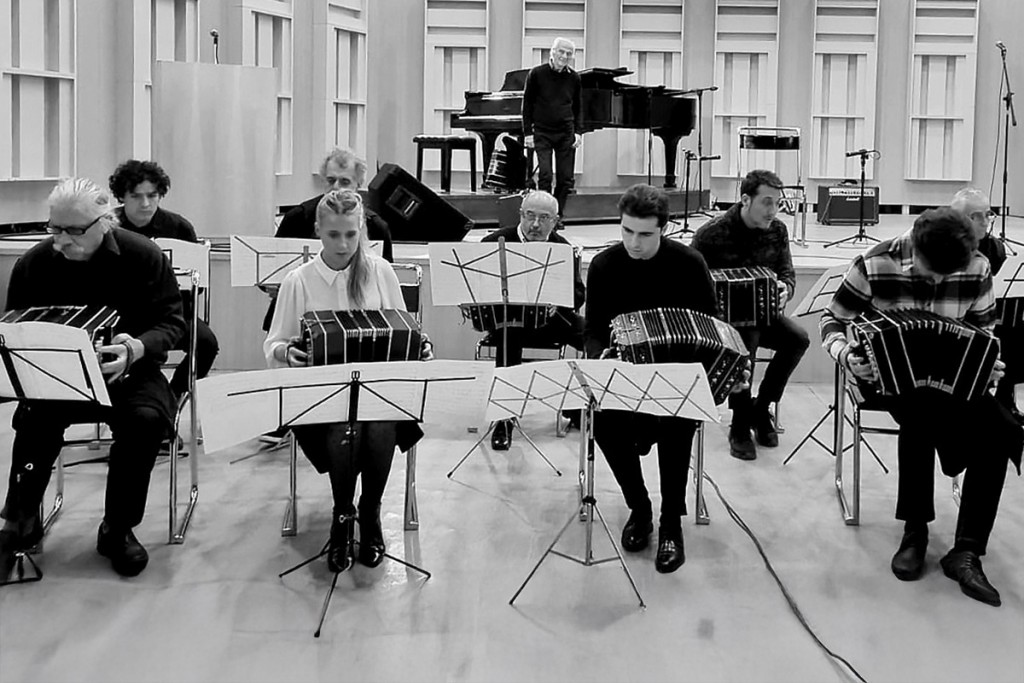 Ensamble de Bandoneones. Dirección: Néstor Marconi