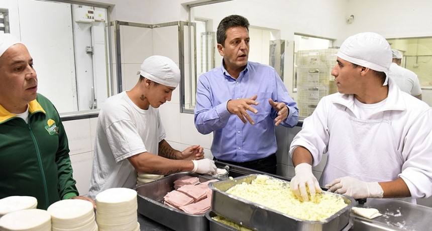 El oficialismo busca aliviar las deudas tributarias que tienen entidades sin fines de lucro y pymes