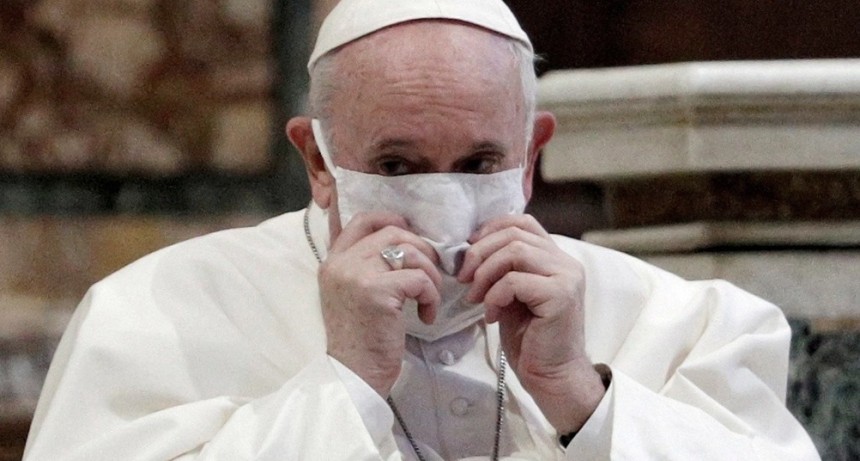 El papa Francisco recibió la tercera dosis de la vacuna contra el coronavirus