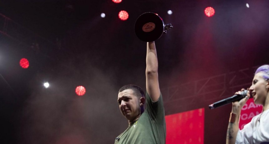 El cordobés Mecha confirmó su favoritismo y es nuevo campeón de Red Bull Batalla Argentina