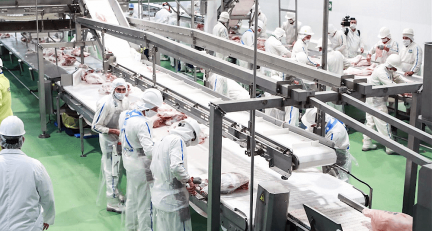 Disputa por el “troceo”: frigoríficos de Córdoba, Santa Fe y Entre Ríos paralizarán la faena