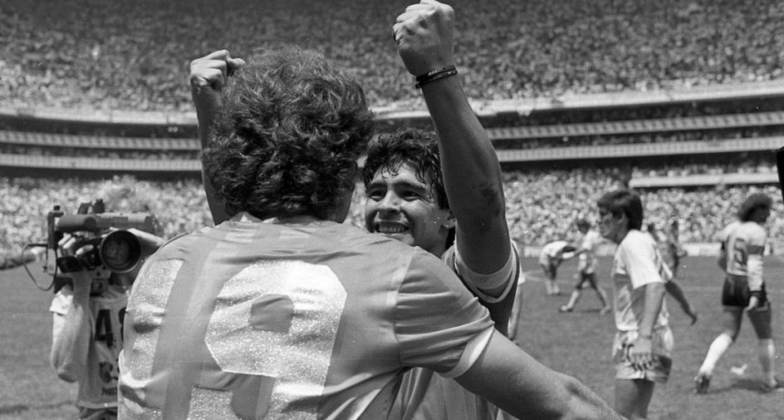 Programación especial para homenajear a Diego Maradona