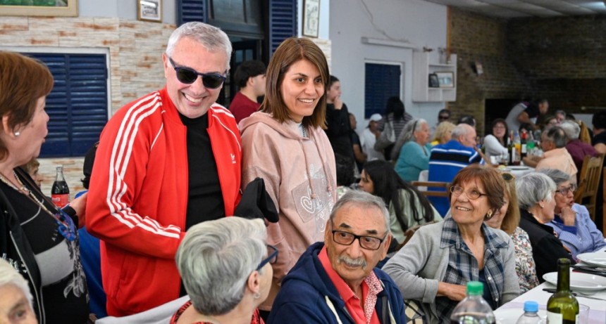 Julio Zamora acompañó el 37° aniversario del Centro de Jubilados y Pensionados 