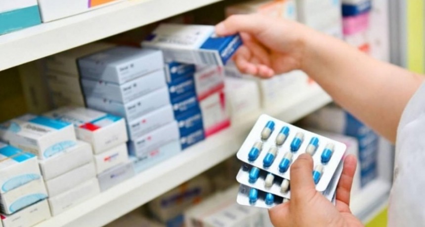La industria y las farmacias apoyan la baja de precios de los medicamentos
