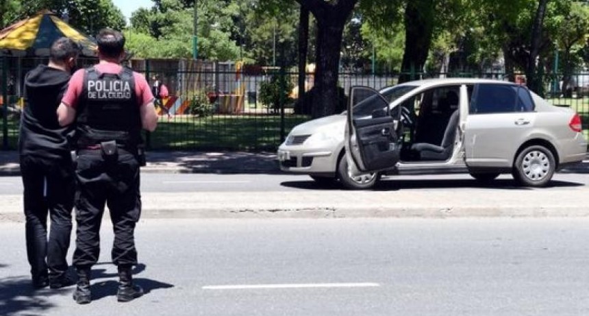 Dos de los tres policías admitieron haber disparado contra el auto en el que iban Lucas y sus amigos