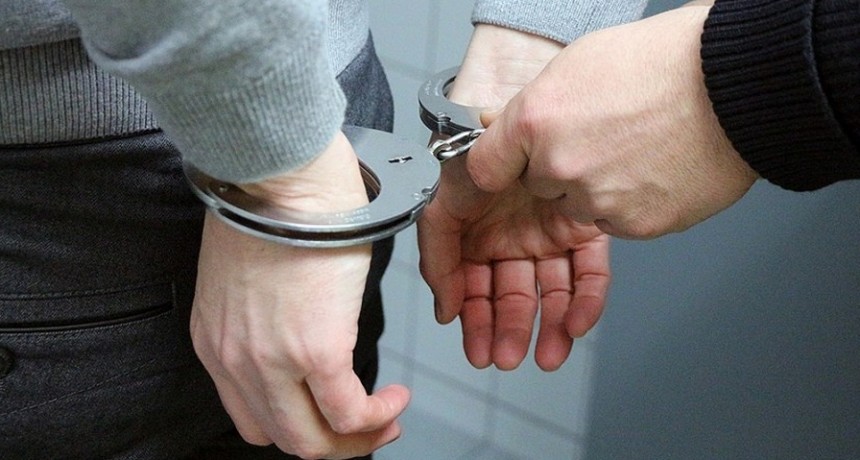 Cayó una banda de abogados y gestores dedicada a la venta de vehículos 