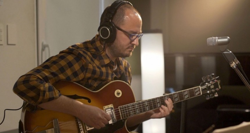 Luis Máuregui presenta su disco debut “13 Rosas” con su cuarteto en Recoleta