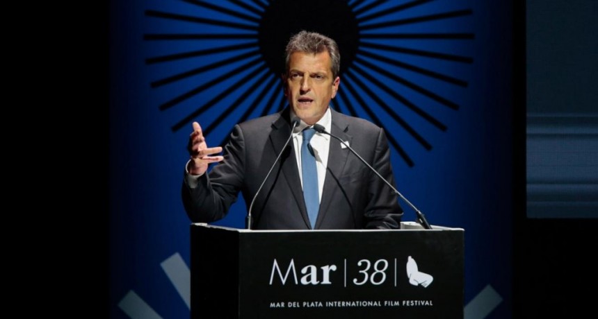 Massa se comprometió a “trabajar en más y mejor financiamiento” para el cine argentino