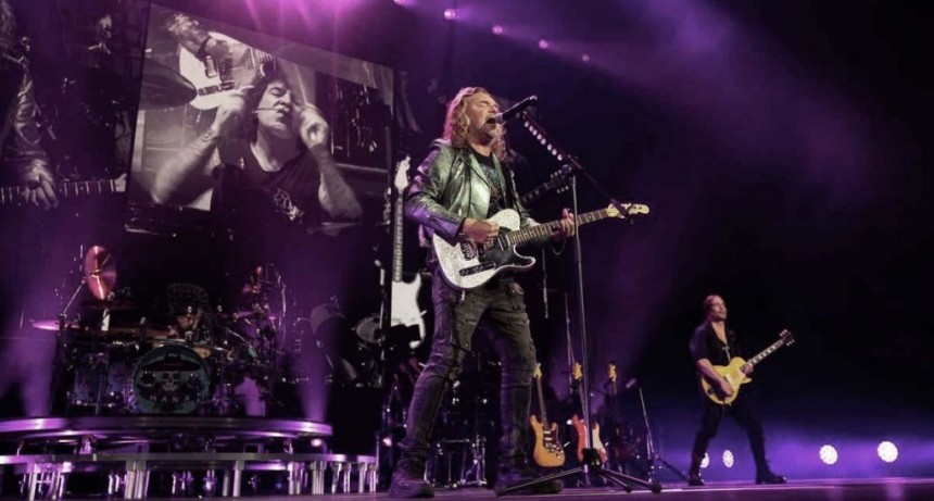 Maná agregó una tercera función en Buenos Aires