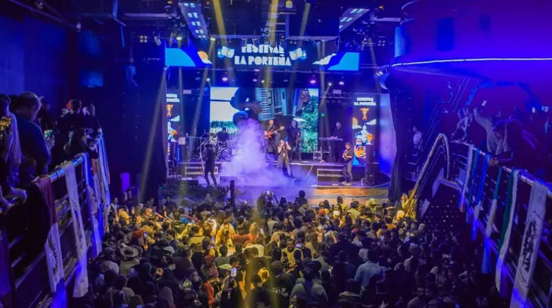 La peña de folklore con el Chaqueño Palavecino y Los Manseros Santiagueños en CABA