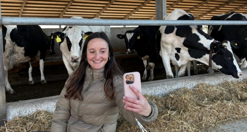 Nació en el campo, estudió comunicación y hoy hace “brotar” mensajes para acercar el agro y la ciudad
