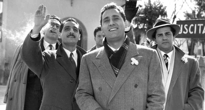 Cine en la Explanada: Los inútiles, de Federico Fellini, en una proyección al aire libre