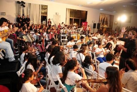 Las Orquestas Infanto Juvenil y Coros de Tigre celebraron el cierre de año