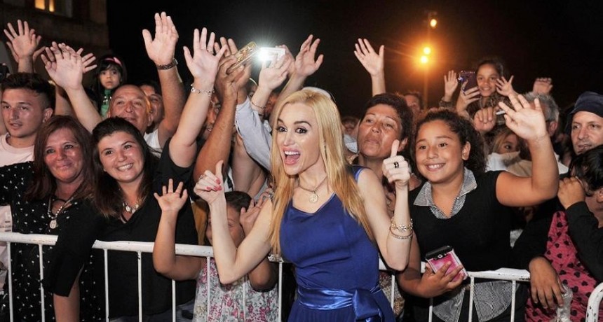 Fátima Florez y Nito Artaza dieron positivo de Covid y suspendieron unos días sus shows