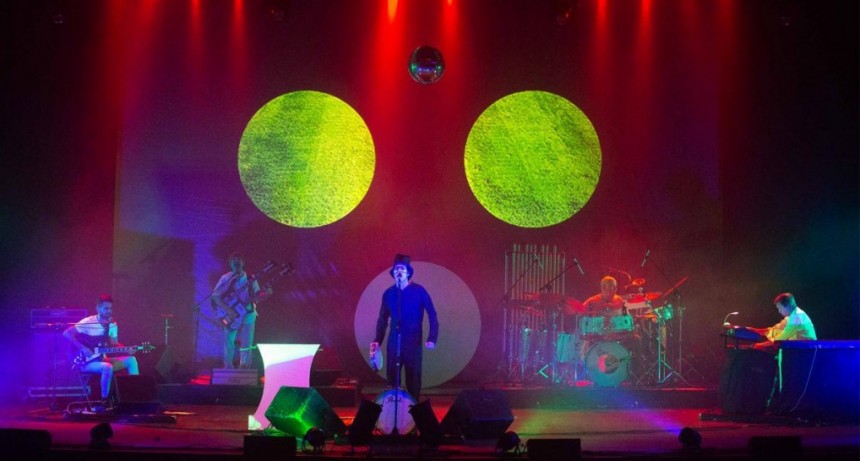 Genetics celebra en el Gran Rex los 50 años de una obra cumbre del rock sinfónico