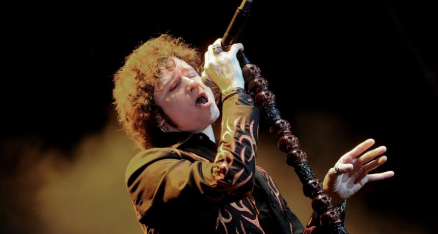 Enrique Bunbury volvió triunfal a los escenarios argentinos con “Greta Garbo”