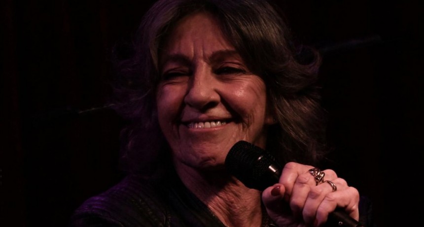 Diane Denoir: la voz que logra volverse canción