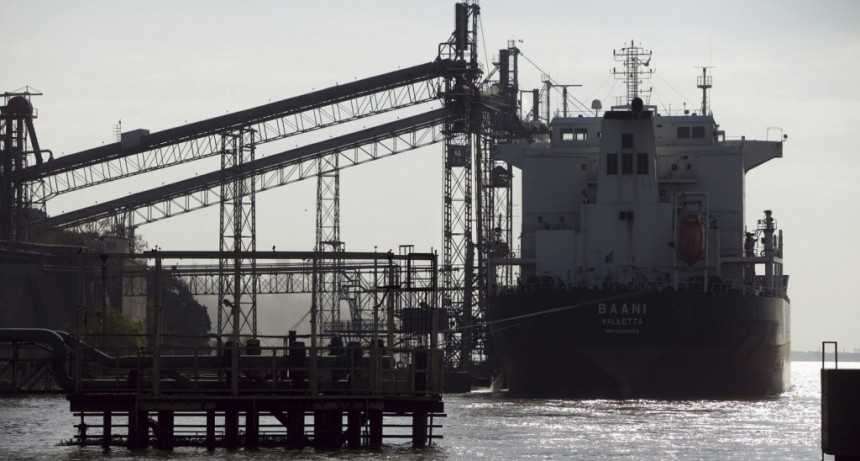 Estiman que el agro exportará unos U$S 30.000 millones en 2025, casi la misma cifra que este año