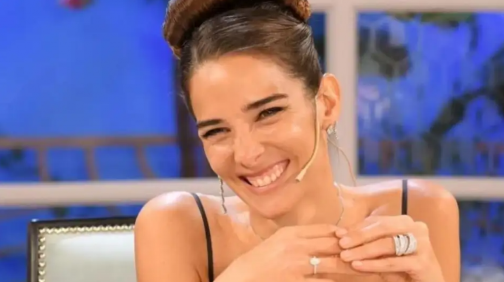 Juana Viale cierra el año con una mesa de artistas y música en El Trece